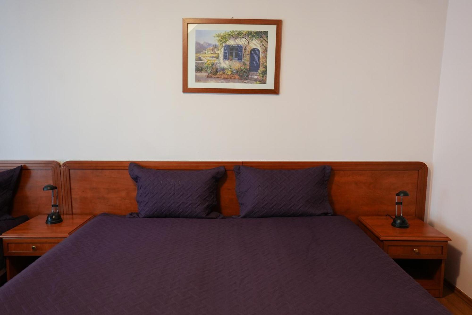 Hotel Gold Inn Peje Buitenkant foto